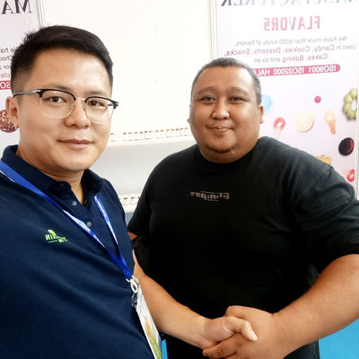 Hot Selling Liquid Oil Flavor in Bottle Pet Food Flavor Food Grade ISO Meat Flavor